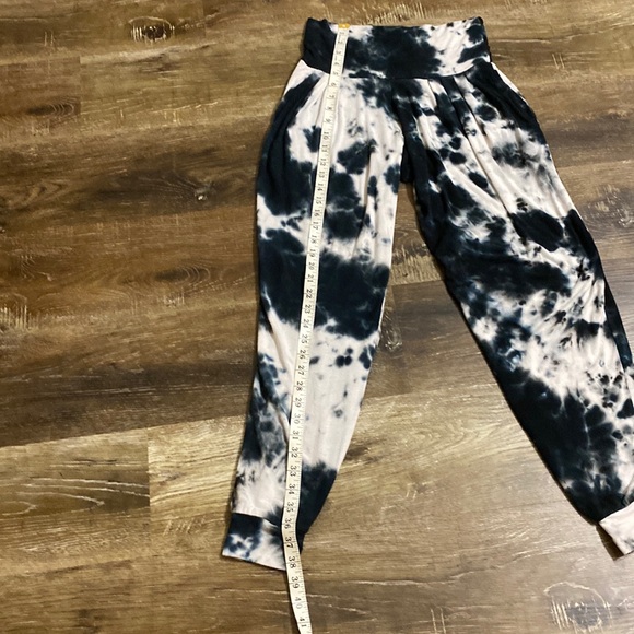 White Mark tie dye Pants - Picture 4 of 6